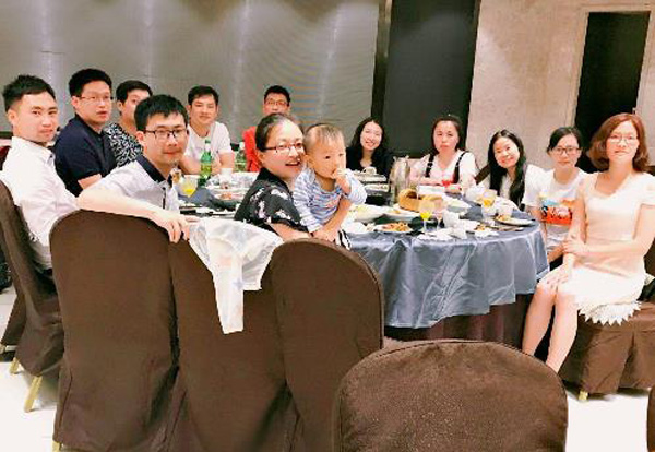 同窗相伴几度秋 再度聚首情依旧——微电子04班毕业10周年返校聚会4.jpg