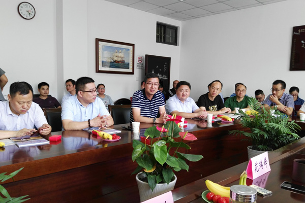 母校忆难忘 情笃燕归来——94商法校友毕业20周年返校聚会5.jpg