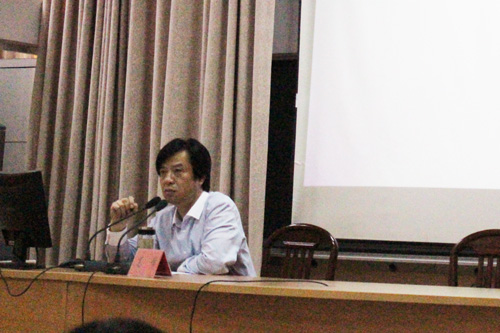 塑造自我 成就未来――医学院举行毕业生专场“院长论坛”2.jpg