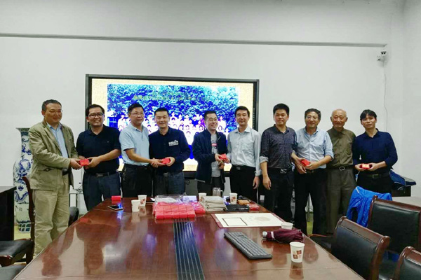 不忘初心 砥砺前行——94级检测班毕业20周年返校聚会2.jpg