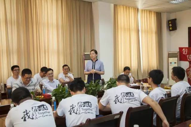 十年聚首 青春依旧——机0301、0302班毕业10周年返校聚会8.jpg