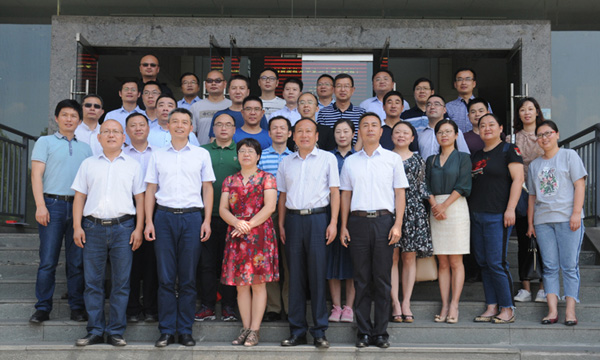 母校忆难忘 情笃燕归来——94商法校友毕业20周年返校聚会1.jpg