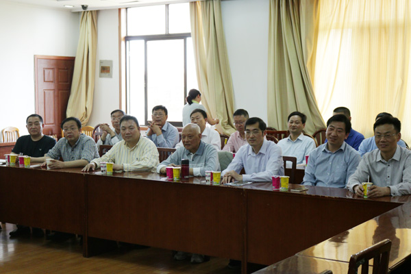 情系母校 共话辉煌——加工831班校友毕业30周年返校聚会2.jpg