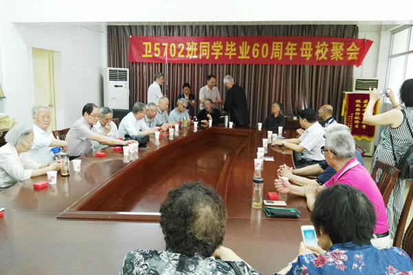 悠悠一甲子 浓浓母校情——卫5702班校友毕业60周年再回母校6.jpg