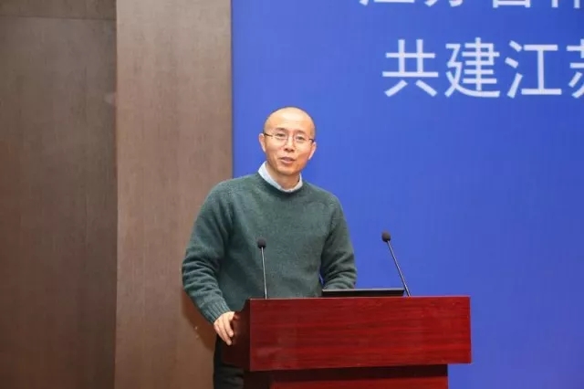 重磅!江苏文学院在宁挂牌 首任院长由我校校友毕飞宇担任2.jpg