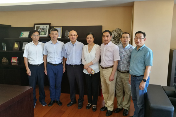 陈耀拜访杭州泰格医药科技股份有限公司董事长叶小平校友