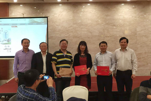 风雨兼程三十年 再聚母校叙情缘——机8301、02、03班毕业30周年返校聚会6.jpg